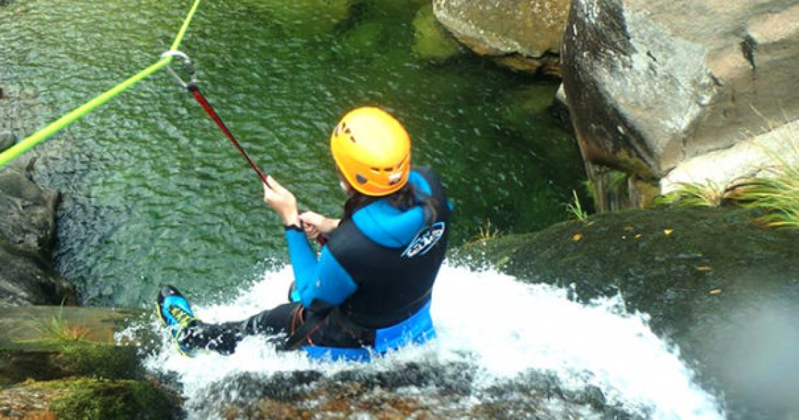 10 REASONS WHY YOU SHOULD TRY CANYONING IN PORTO!