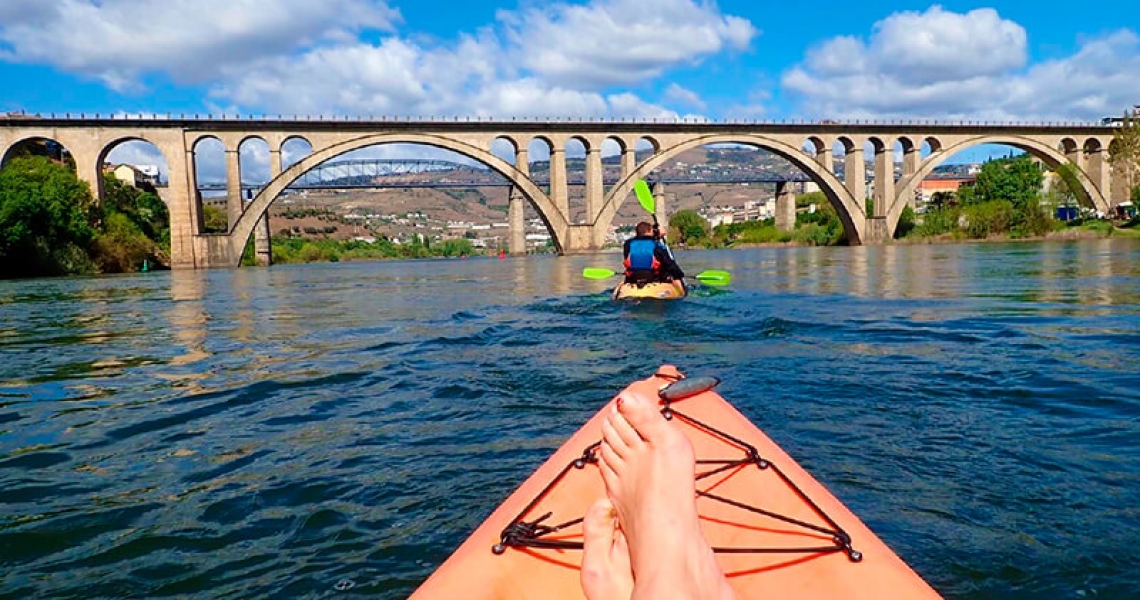 Kayaking & Hiking off road in Douro Valley: the new adventure cocktail in Porto