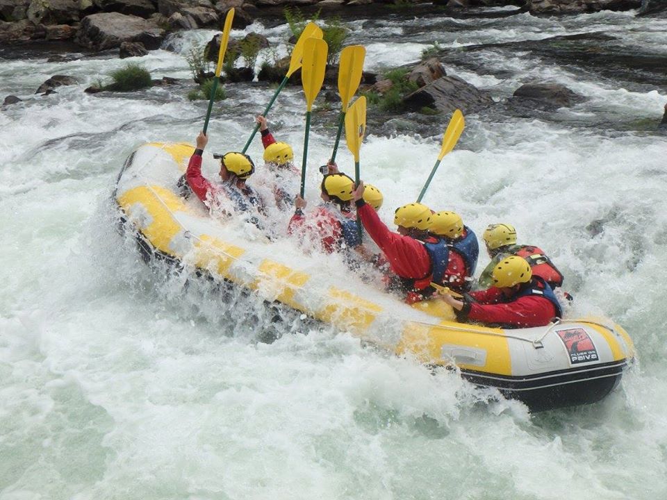Best time to do white water rafting in Porto?