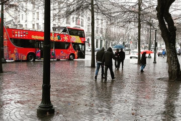 What to do in porto when it's rainy?